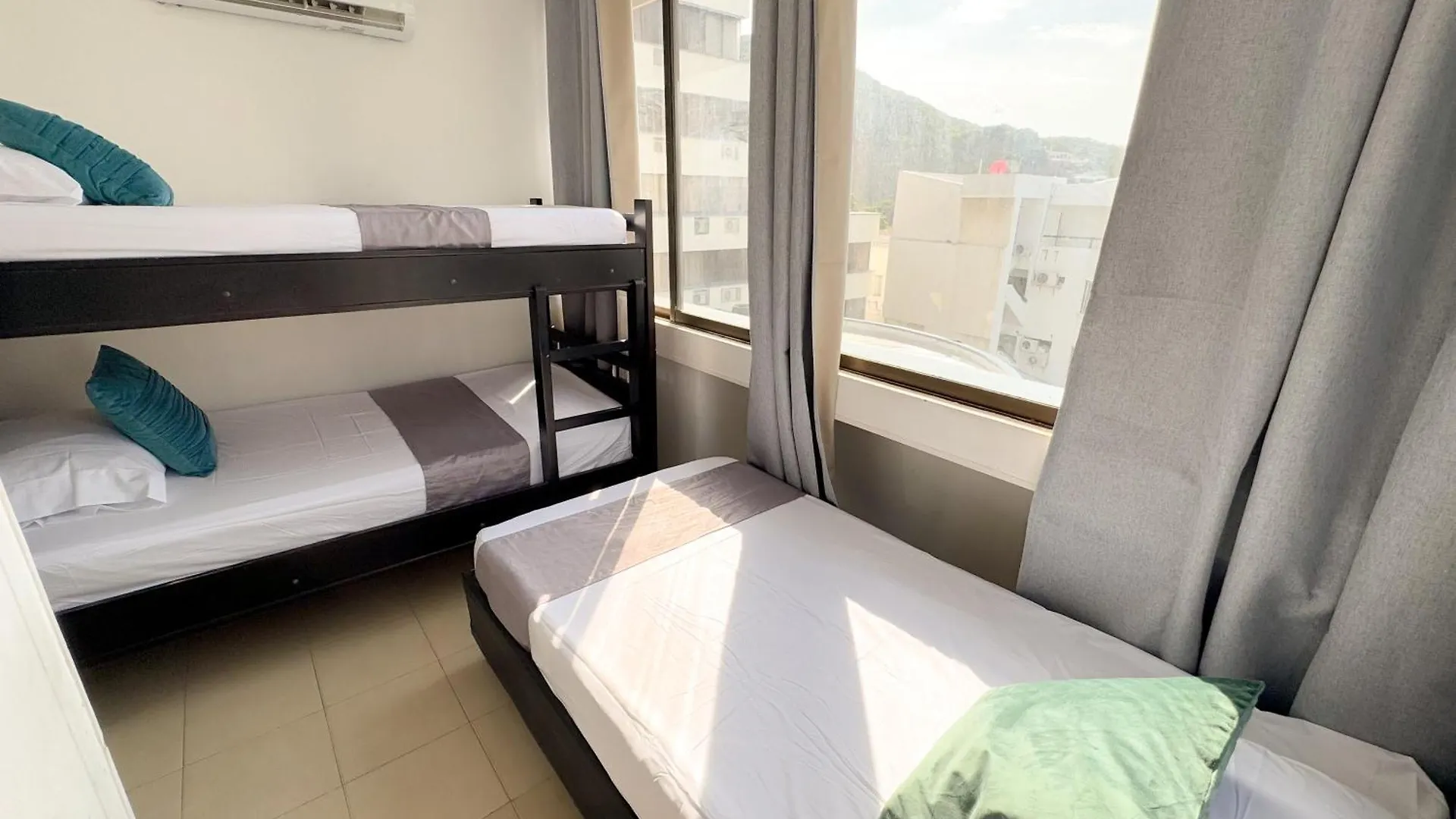 Apartamentos internacional Rodadero con piscina - Bedviajes Santa Marta